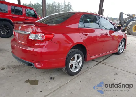 2013 Toyota Corolla S z USA, uszkodzony, nr VIN 2T1BU4EE9DC005072